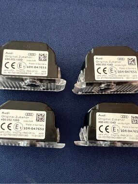 Audi Rings Puddle Light Beam 4G0052134D and 4G0052135D Set